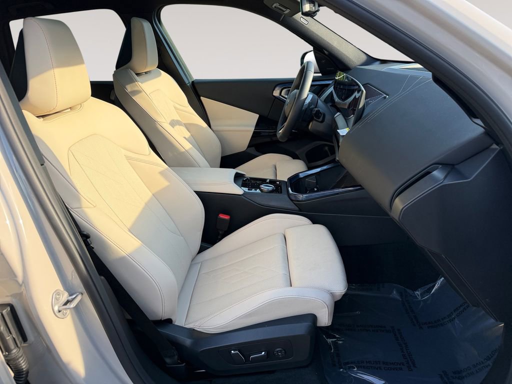Certified 2026 BMW X3 xDrive30 w/ M Sport Package AWD/4WD image 15