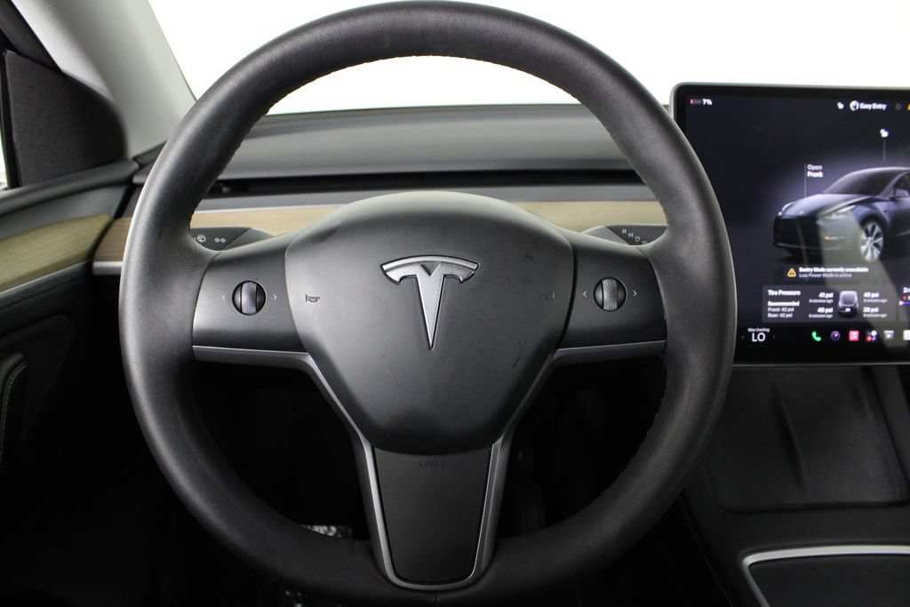 Used 2024 Tesla Model Y Long Range AWD/4WD image 24