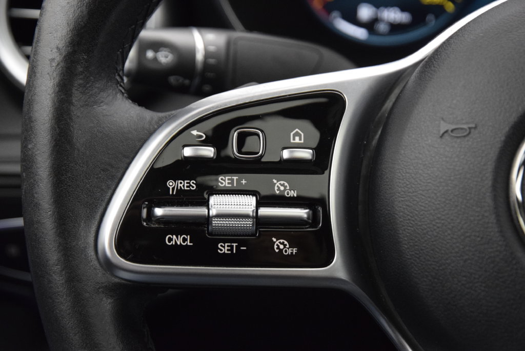 Used 2021 Mercedes-Benz GLC 300 4MATIC Coupe image 24