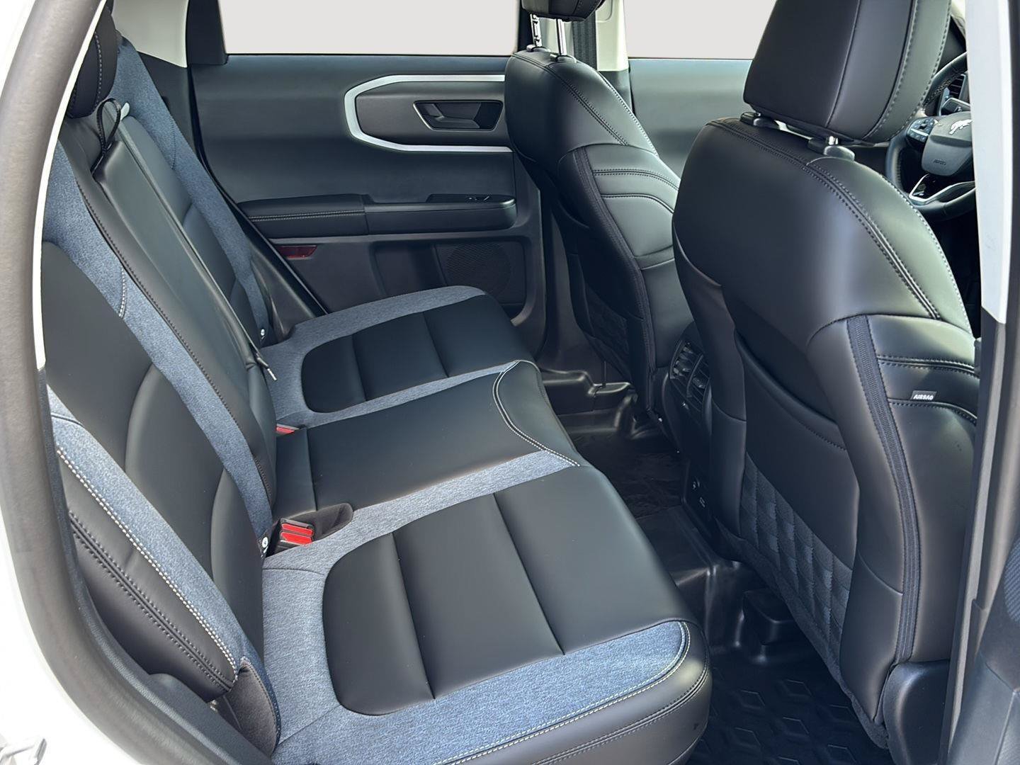 New 2026 Ford Bronco Sport Outer Banks w/ Sasquatch Outer Banks Package AWD/4WD image 22