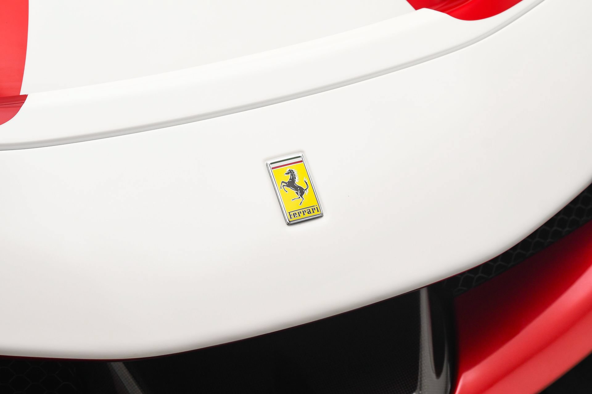 Used 2023 Ferrari SF90 Stradale AWD/4WD image 32