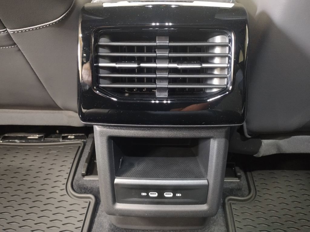 New 2026 Volkswagen ID.4 Pro AWD/4WD image 30