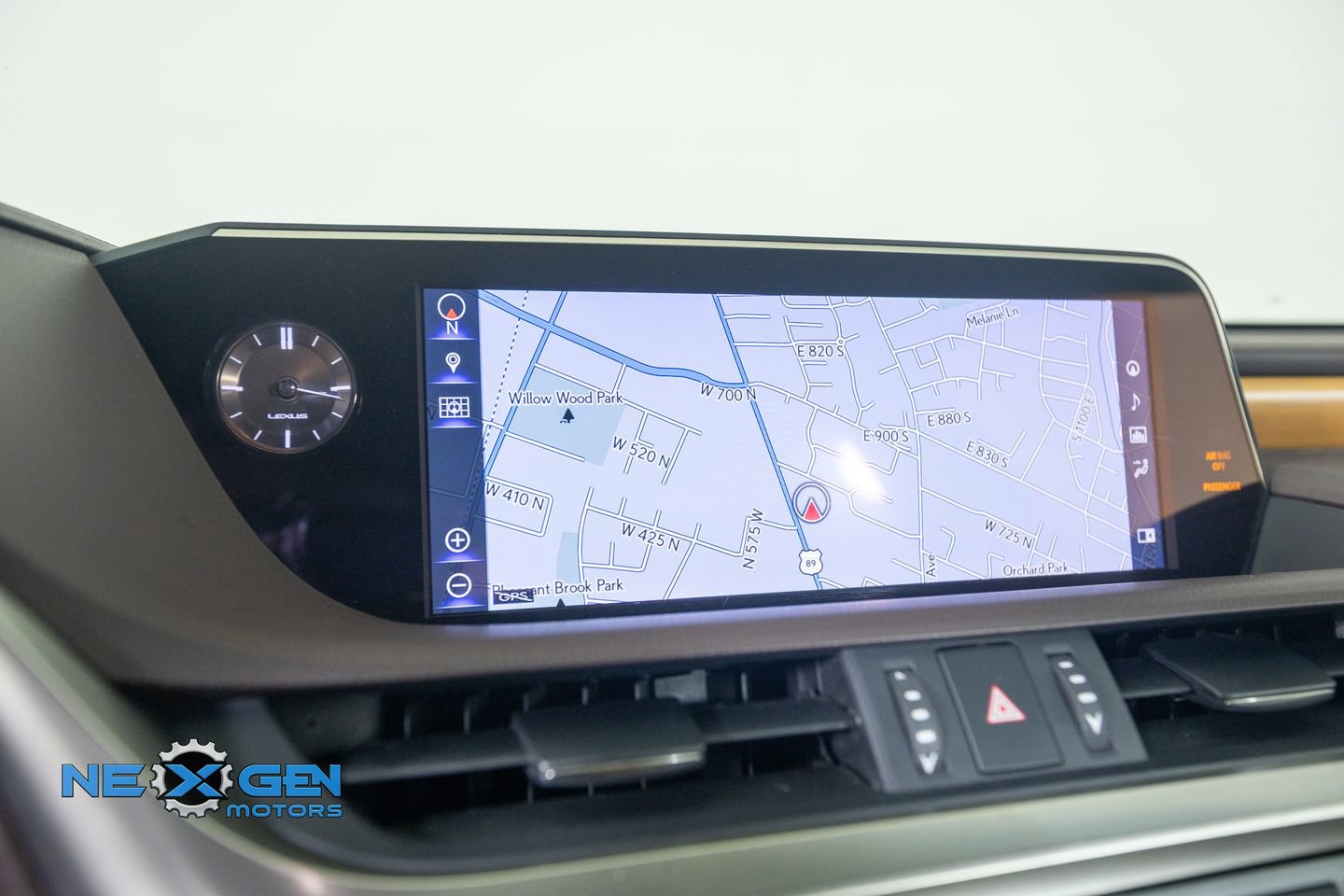 Used 2019 Lexus ES 350 w/ Accessory Package FWD image 19
