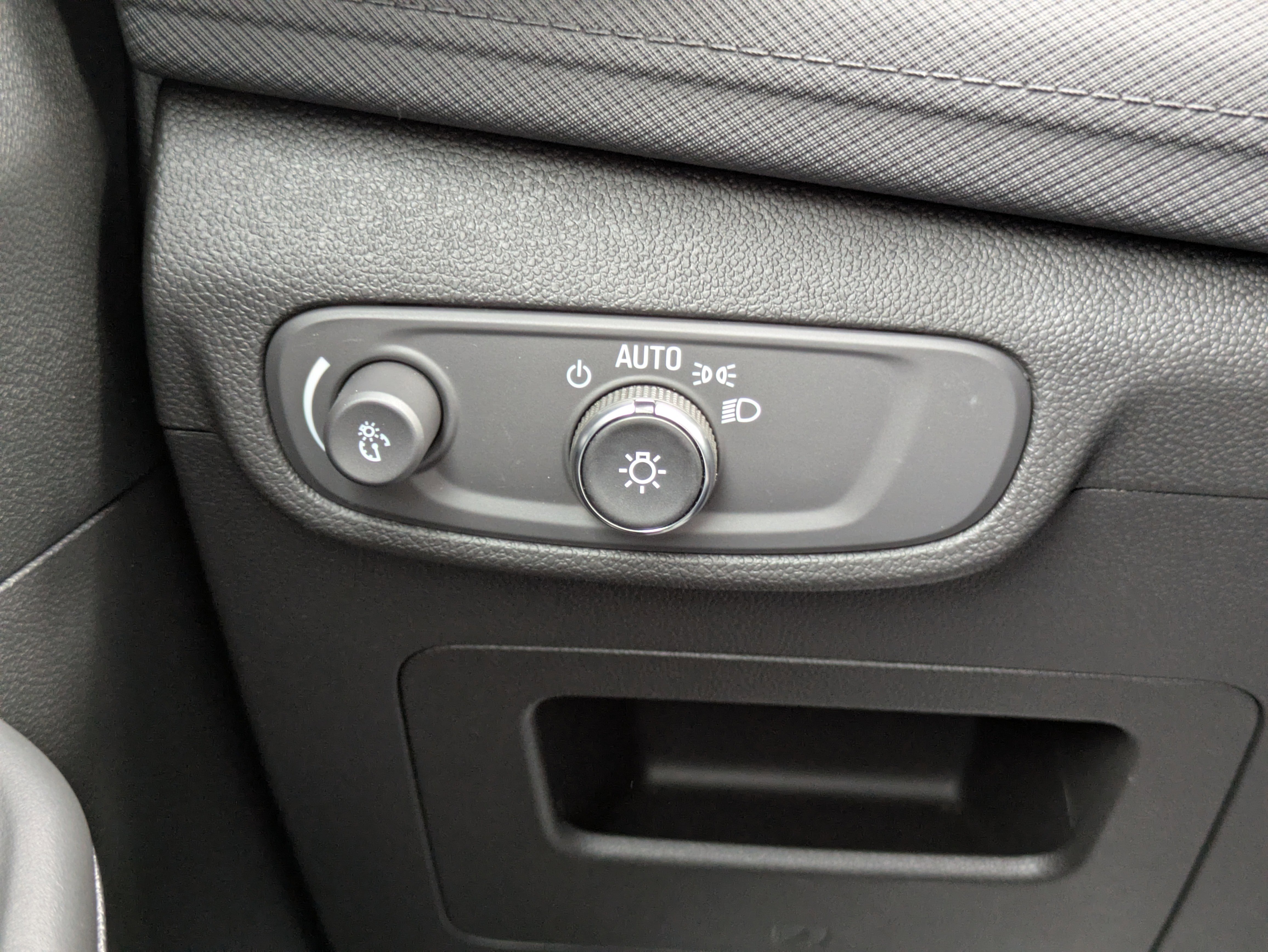 New 2026 Chevrolet TrailBlazer LT w/ Convenience Package image 15