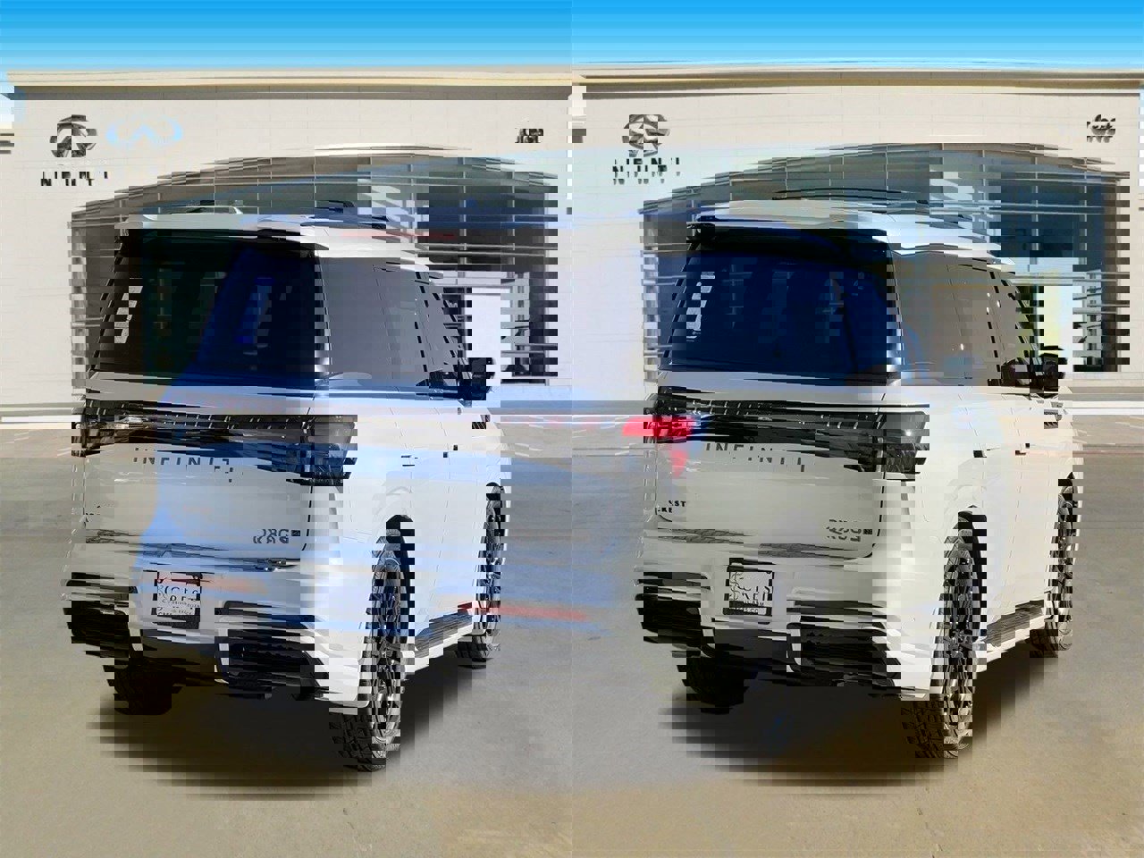 New 2026 INFINITI QX80 4WD w/ Sport Exterior Package video 3