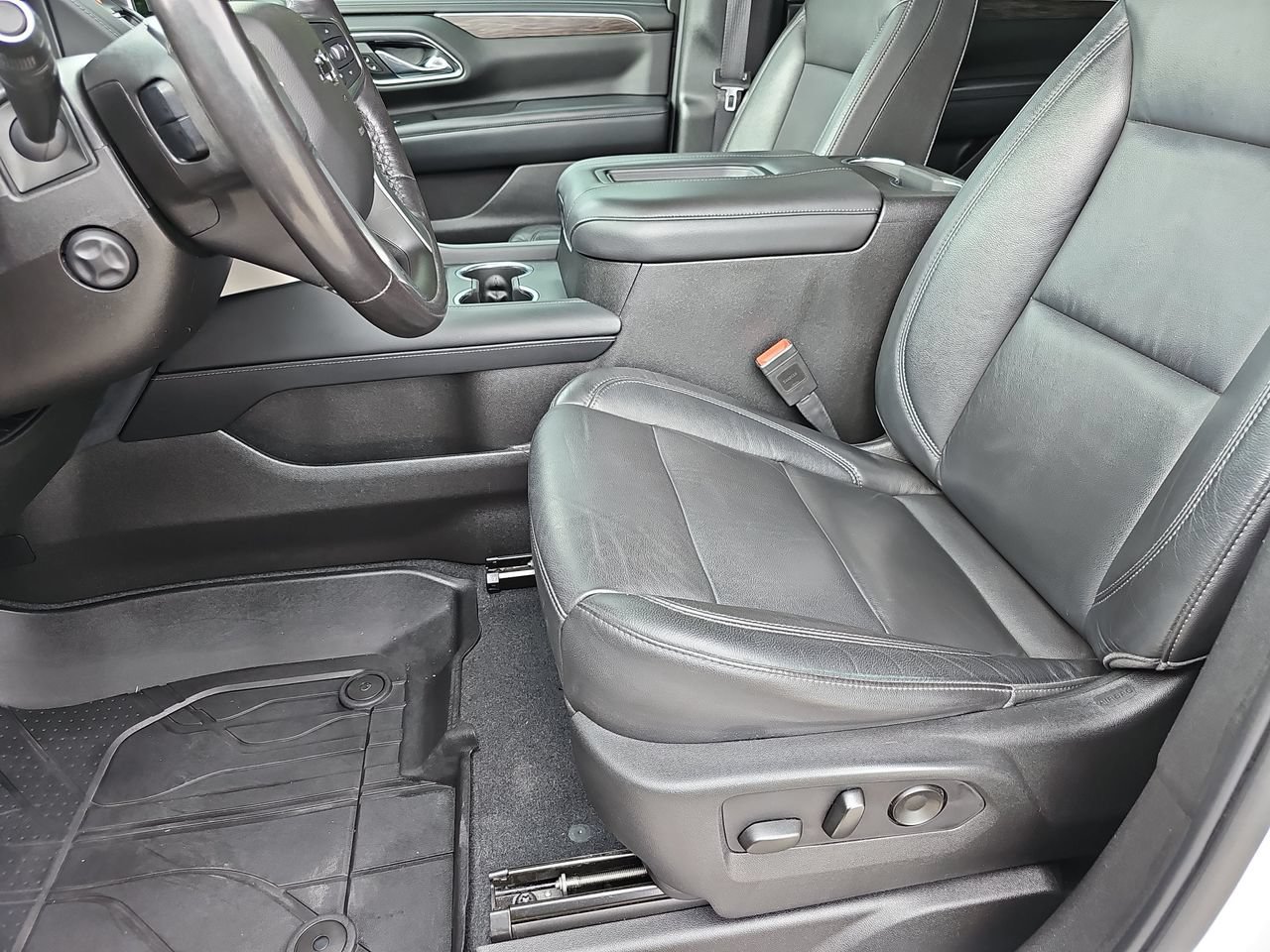 Certified 2021 Chevrolet Tahoe Z71 w/ Z71 Signature Package AWD/4WD image 20