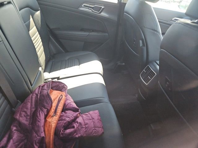 Certified 2024 Kia Sportage SX image 7