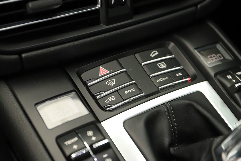 Used 2019 Porsche Macan S AWD/4WD image 29