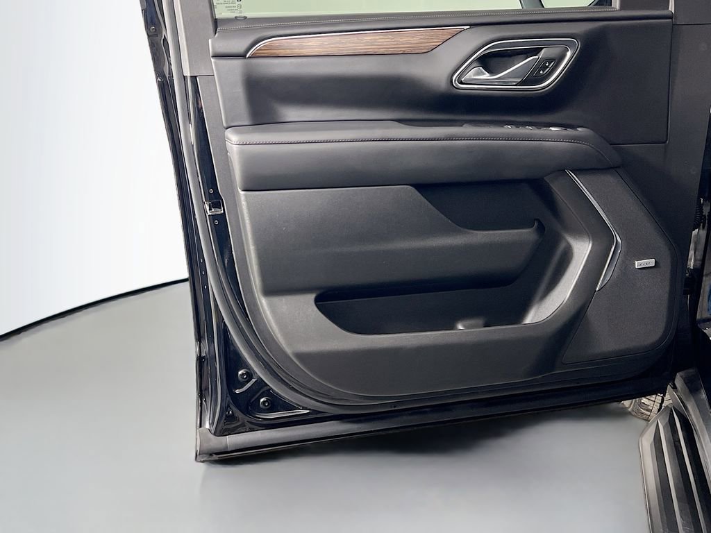 Used 2023 Chevrolet Tahoe High Country image 18