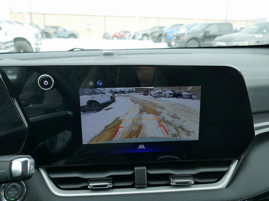 New 2026 Chevrolet Equinox LT image 18