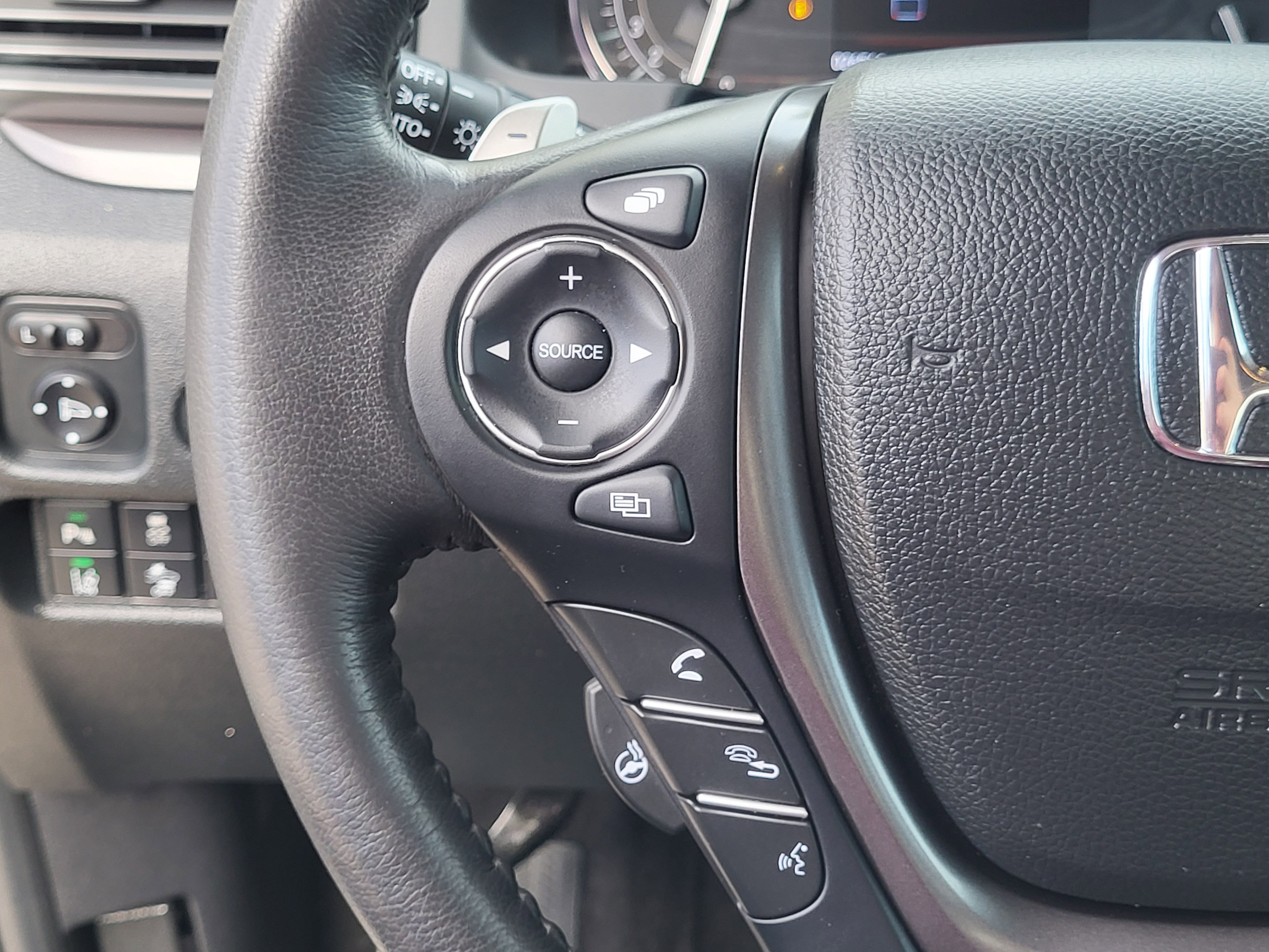 Used 2023 Honda Ridgeline RTL-E image 15