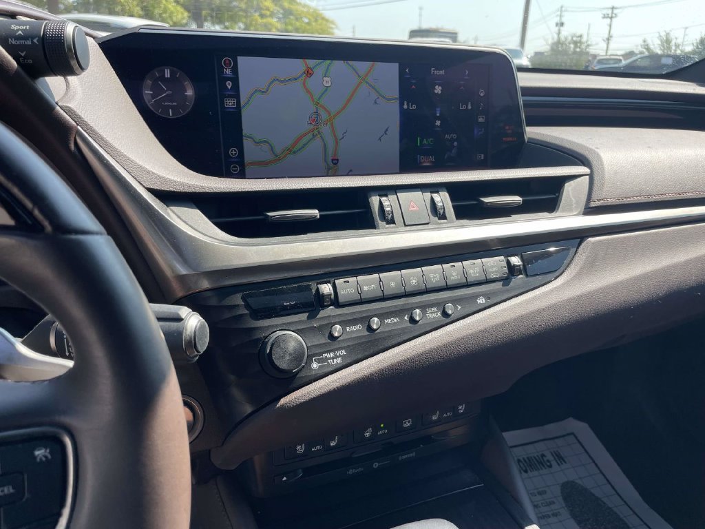 Used 2019 Lexus ES 350 w/ Accessory Package 2 FWD image 22