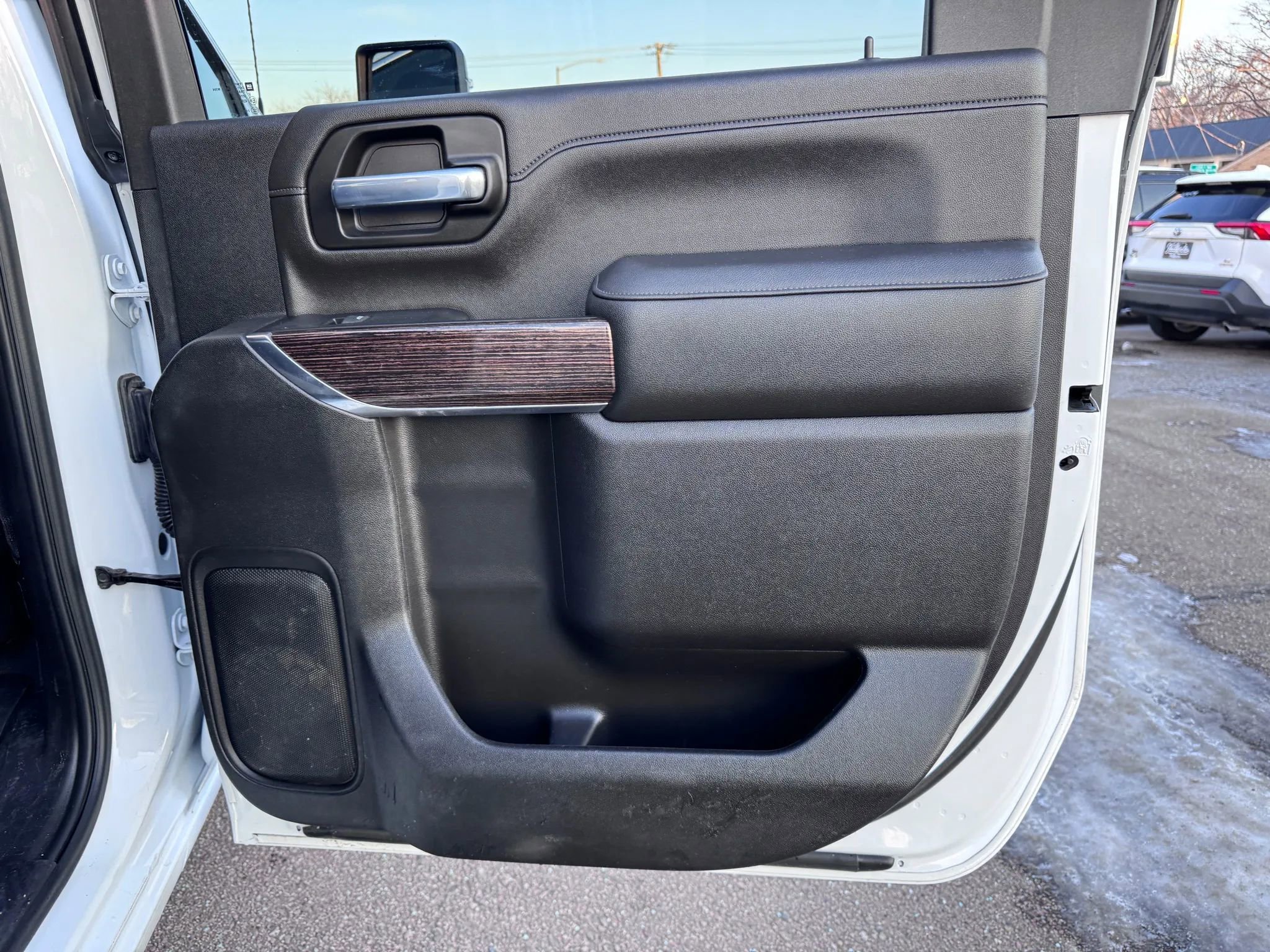 Used 2022 GMC Sierra 2500 SLE w/ SLE Convenience Package image 13