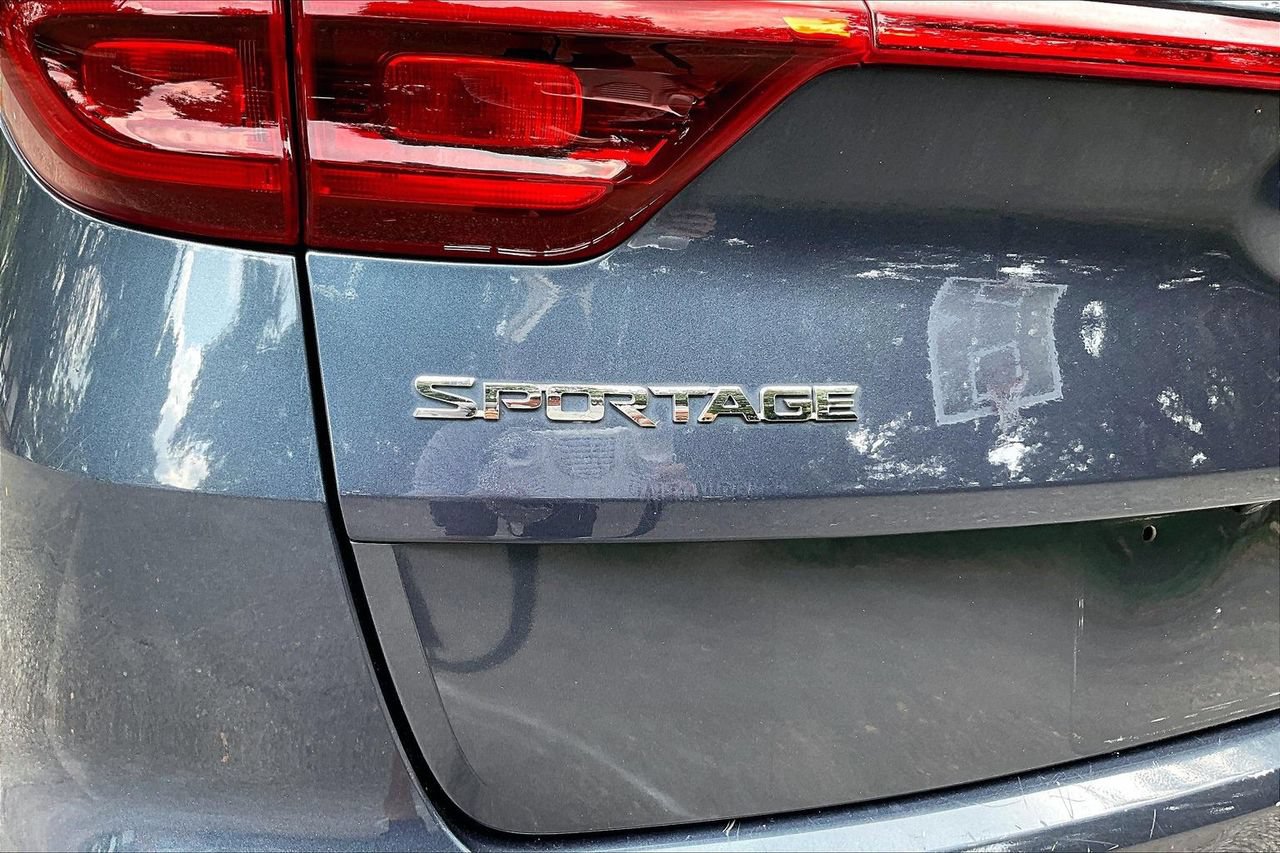 Used 2020 Kia Sportage LX FWD image 26