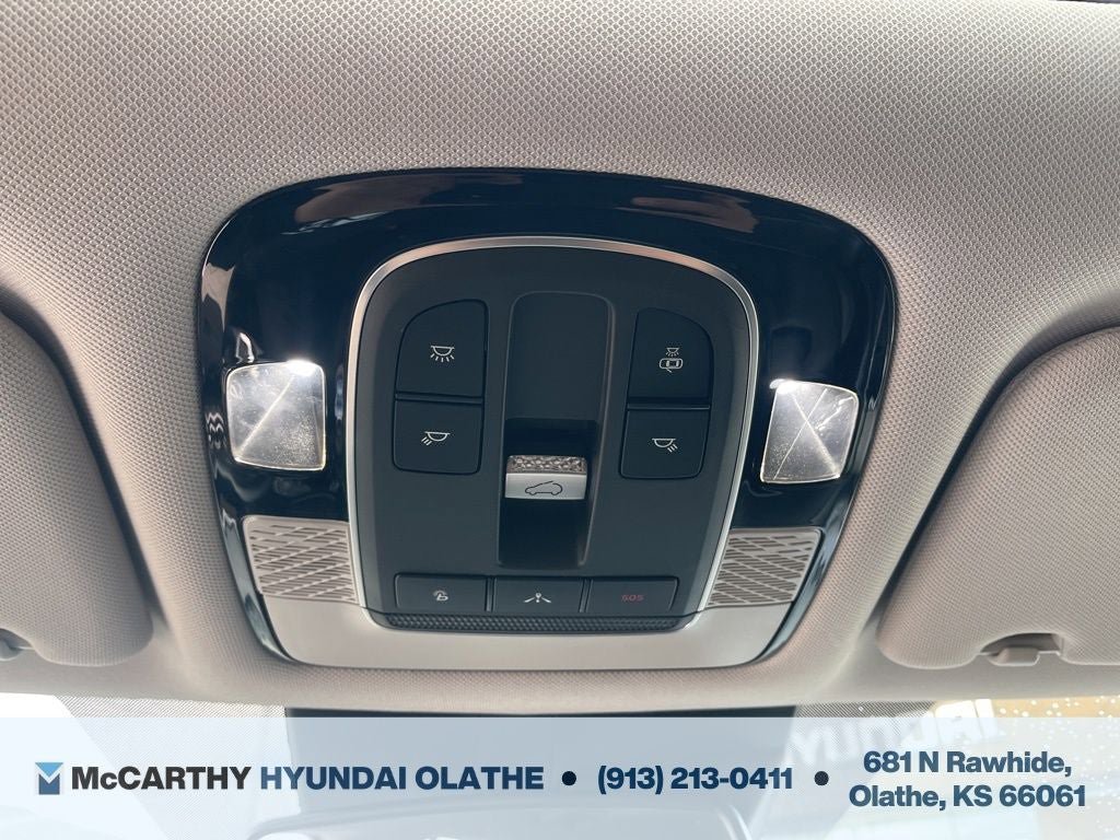 Used 2022 Hyundai Palisade SEL w/ 8P Bench Seat Package AWD/4WD image 33
