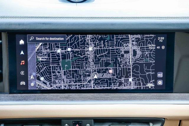 Used 2024 Porsche Cayenne image 12