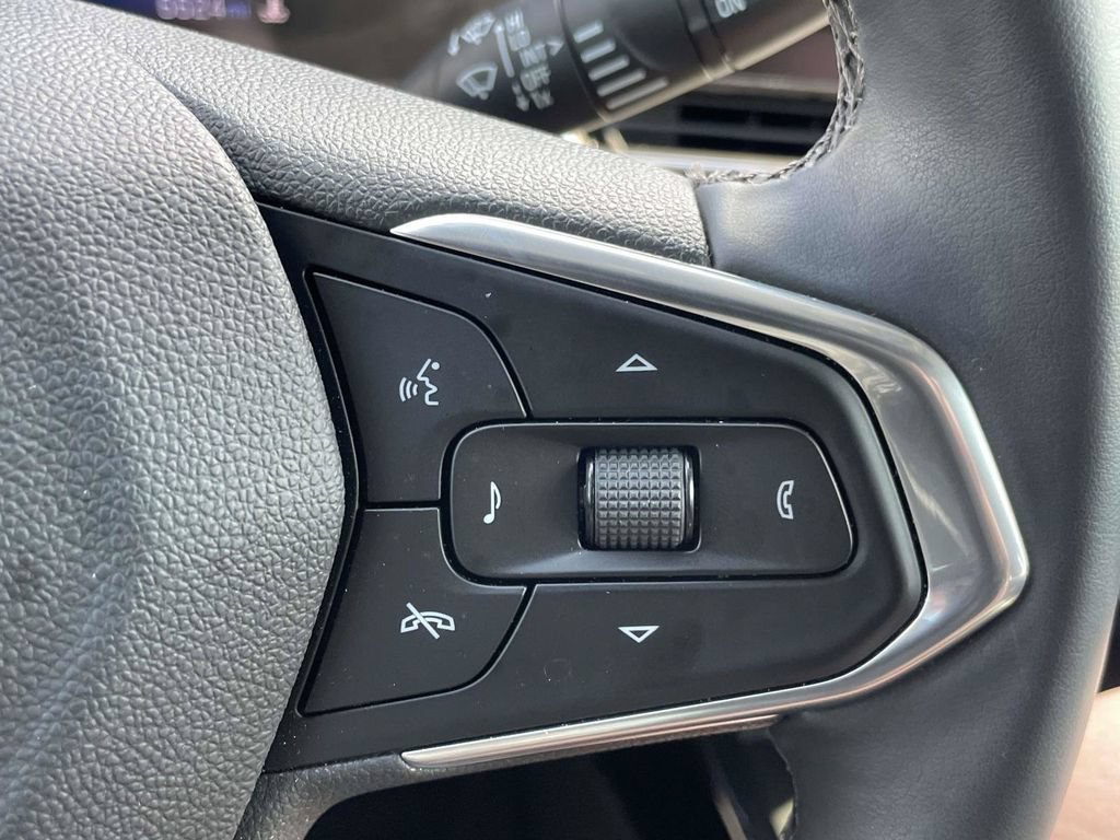Used 2026 Chevrolet Trax LT w/ Driver Confidence Package FWD image 23