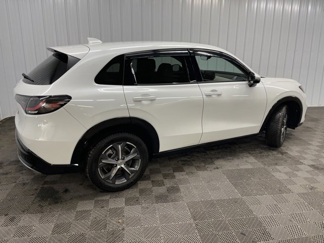Certified 2024 Honda HR-V EX-L image 3