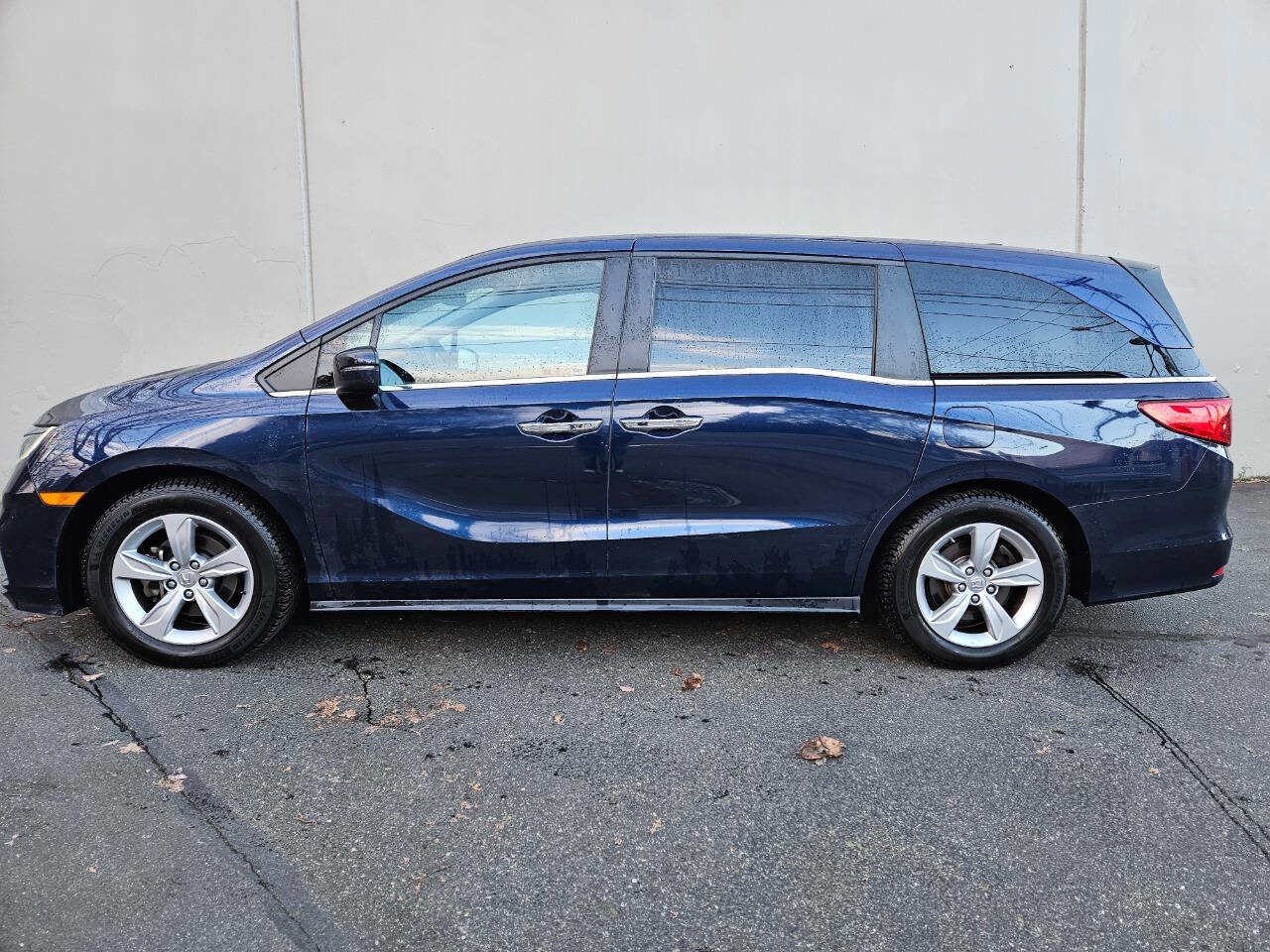 Used 2018 Honda Odyssey EX-L image 2