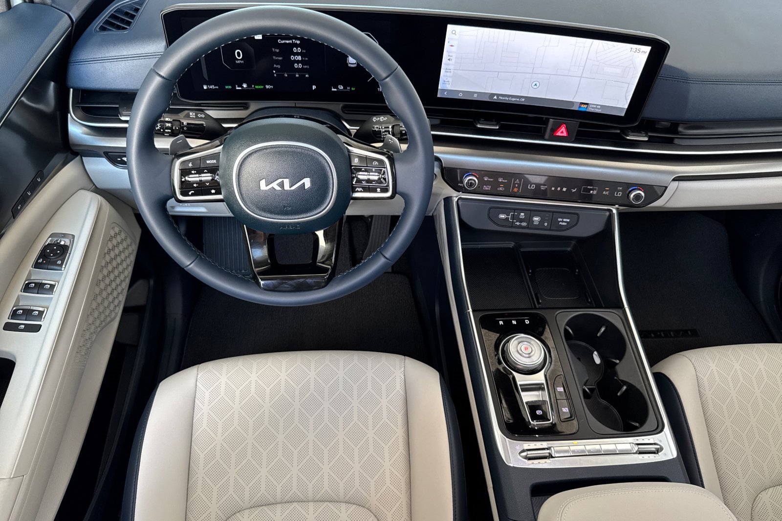 New 2026 Kia Carnival SX w/ SX Dark Edition Package image 10