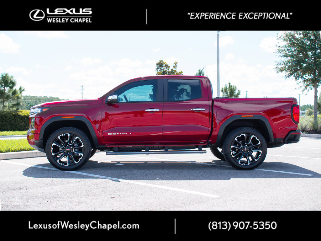 Used 2026 GMC Canyon Denali AWD/4WD image 7