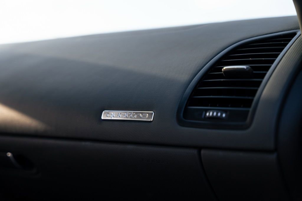 Used 2011 Audi R8 V10 image 18