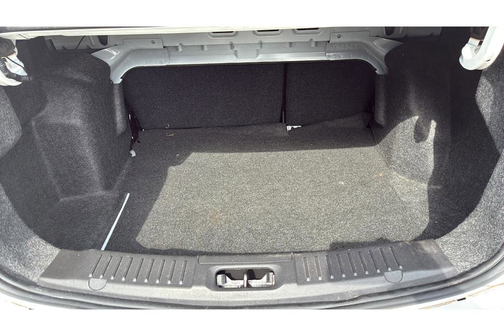 Used 2016 Ford Fiesta S FWD image 10