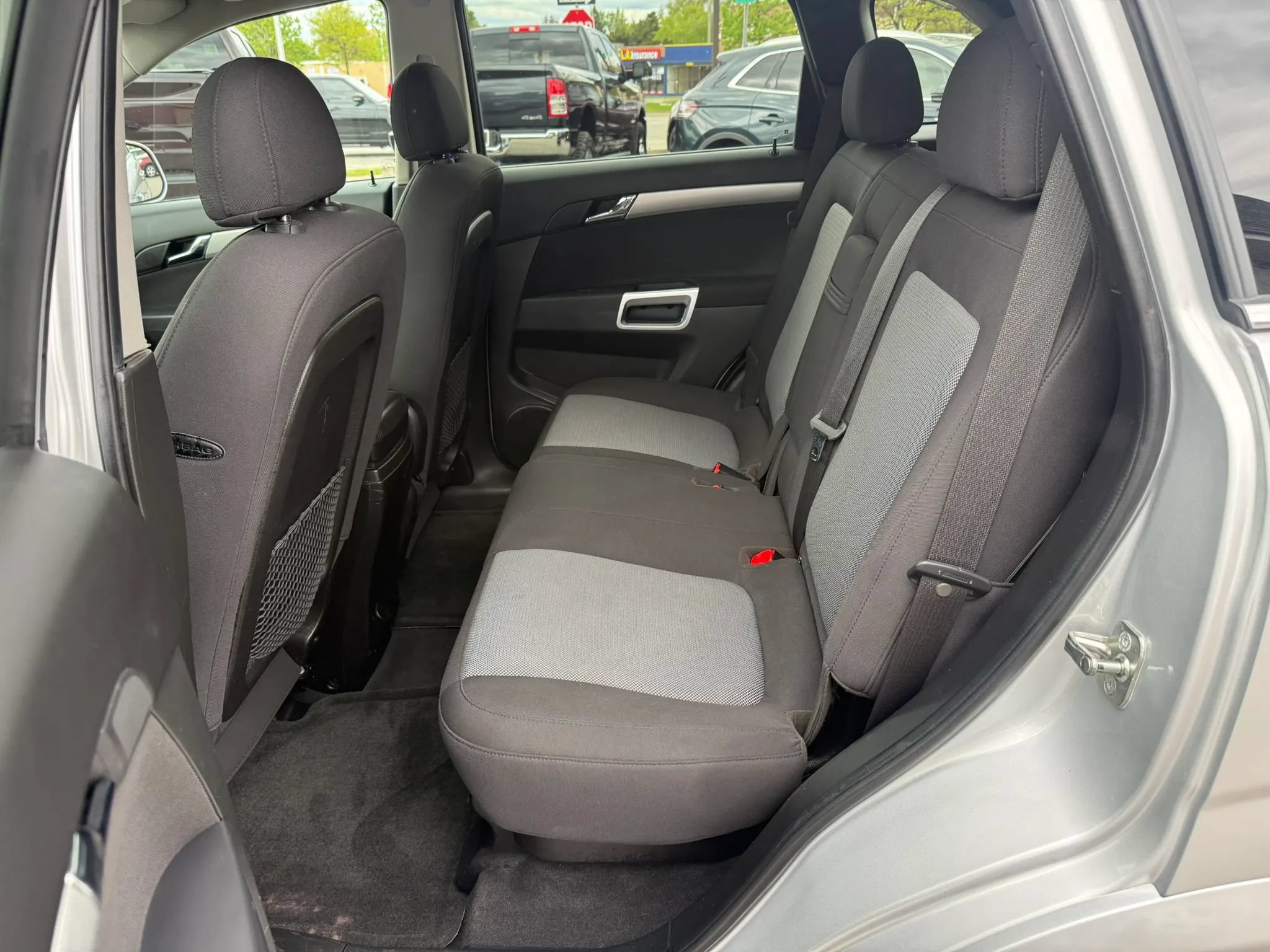 Used 2012 Chevrolet Captiva Sport LT FWD image 23