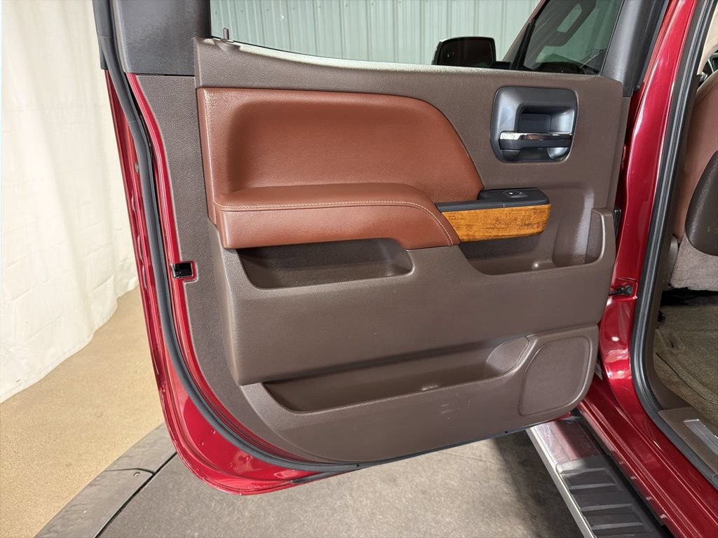 Used 2015 Chevrolet Silverado 2500 High Country w/ Duramax Plus Package AWD/4WD image 17