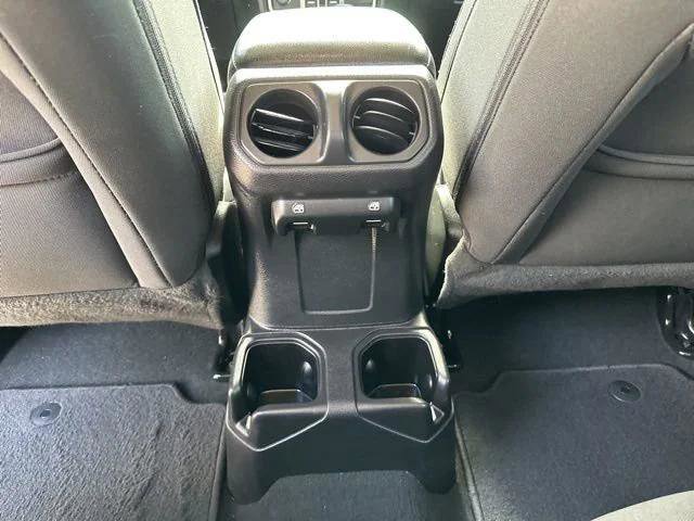 Certified 2022 Jeep Gladiator Sport image 32