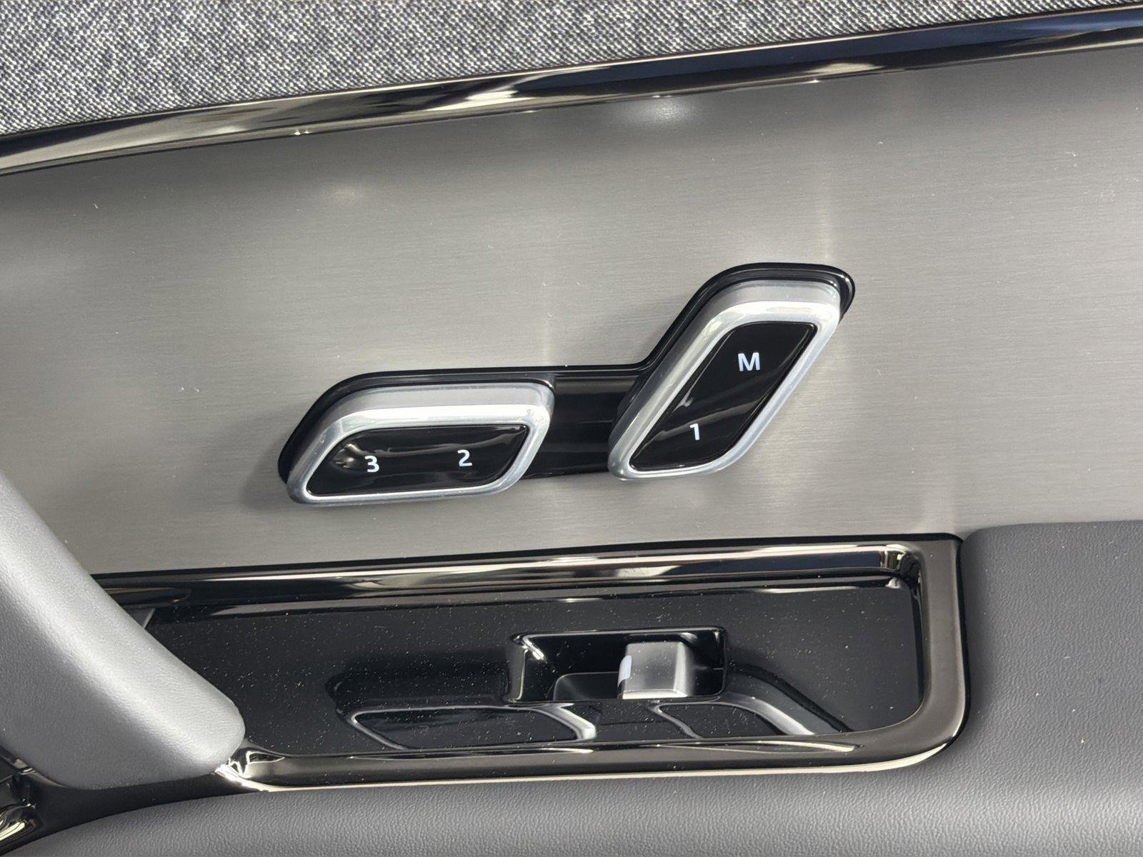 New 2026 Land Rover Range Rover Sport Dynamic SE image 34