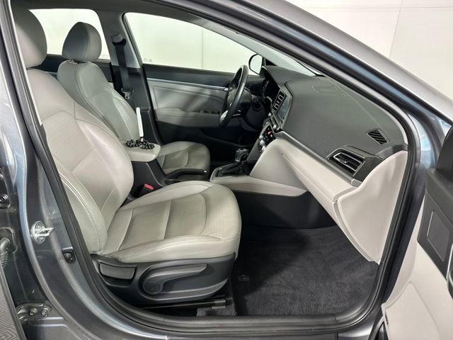 Used 2020 Hyundai Elantra Limited w/ Ultimate Package 03 image 28