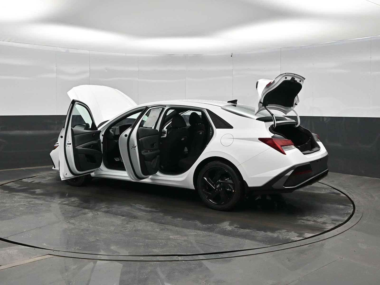 New 2026 Hyundai Elantra Sport image 43