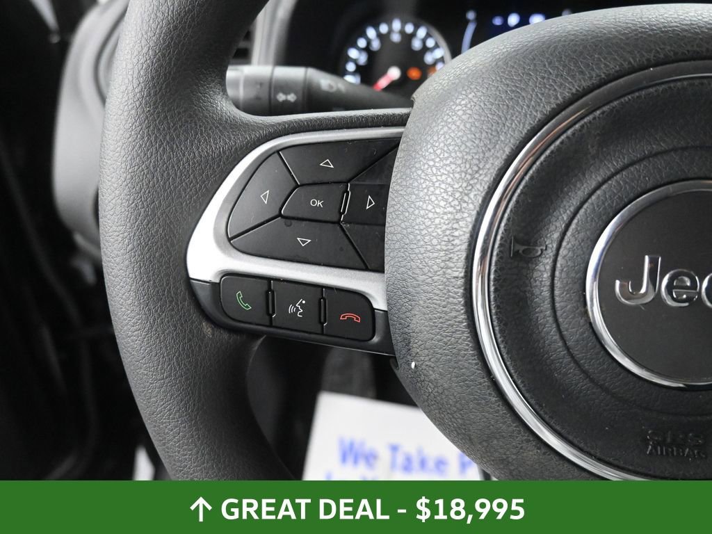 Used 2023 Jeep Renegade Latitude AWD/4WD image 32