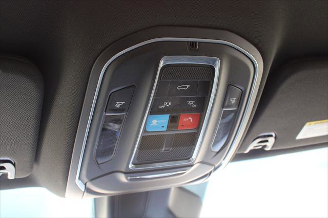 Certified 2022 Jeep Wagoneer Series III image 31