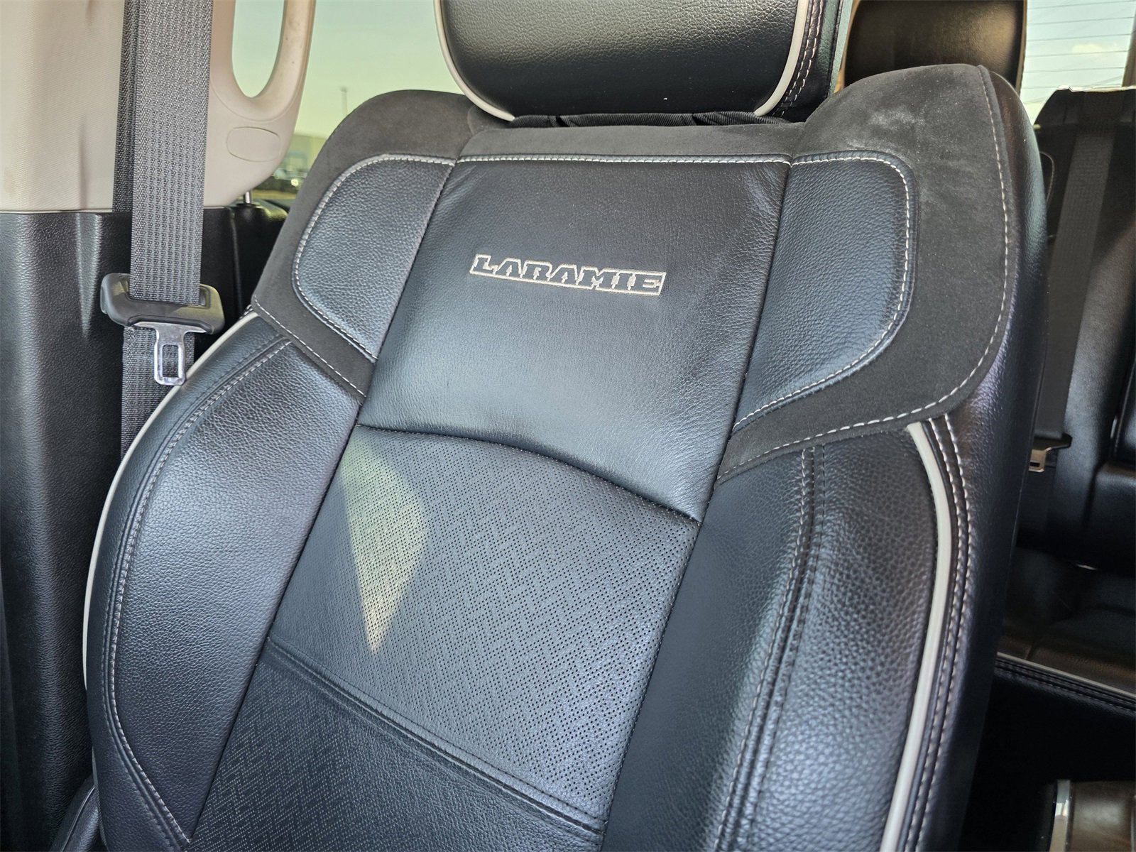 Used 2023 RAM 2500 Laramie image 31