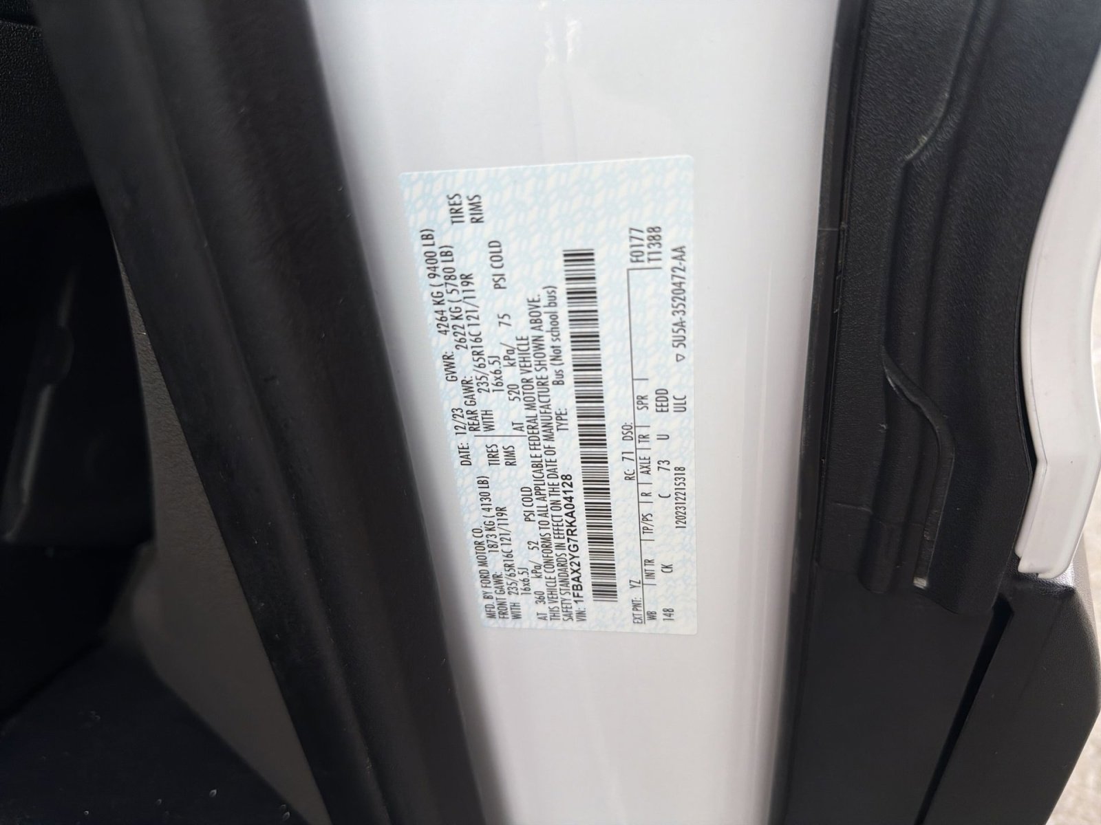 Used 2024 Ford Transit 350 XLT image 28