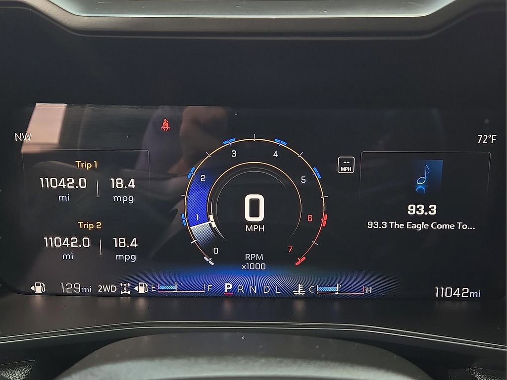 Used 2024 Chevrolet Colorado Trail Boss w/ Technology Package AWD/4WD image 19