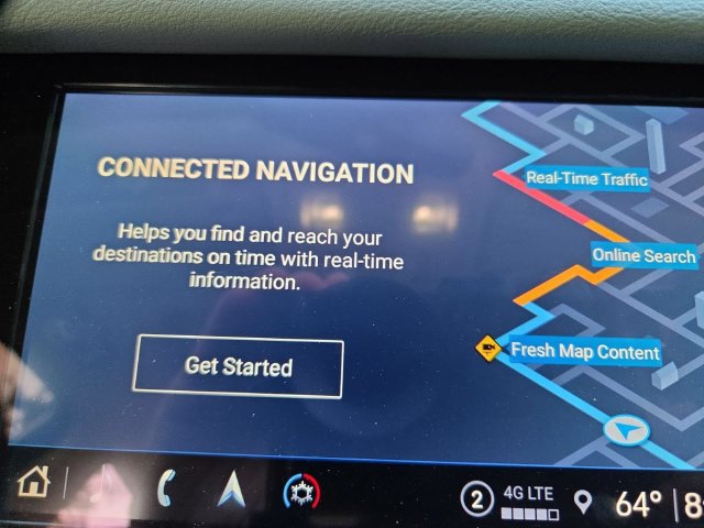Certified 2025 Cadillac XT6 Premium Luxury w/ Technology Package FWD image 17