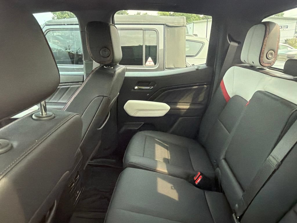 Used 2024 GMC Canyon AT4X AWD/4WD image 6