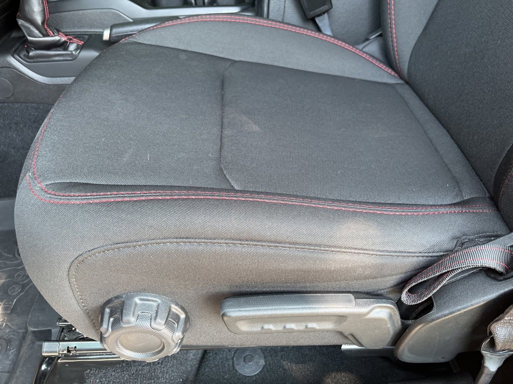 Used 2022 Jeep Wrangler Unlimited Rubicon w/ LED Lighting Group image 34