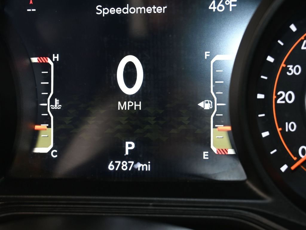 Used 2024 Jeep Gladiator Sport w/ Premium Package image 31