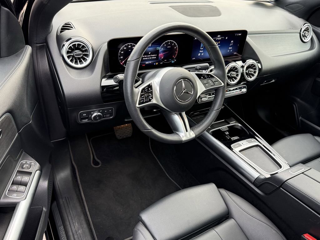 Certified 2025 Mercedes-Benz GLA 250 4MATIC image 15