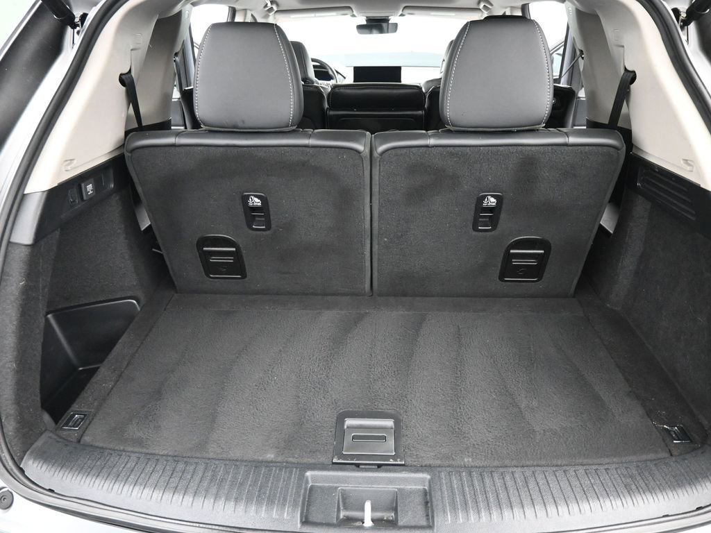 Used 2024 Acura MDX SH-AWD w/ Technology Package image 17
