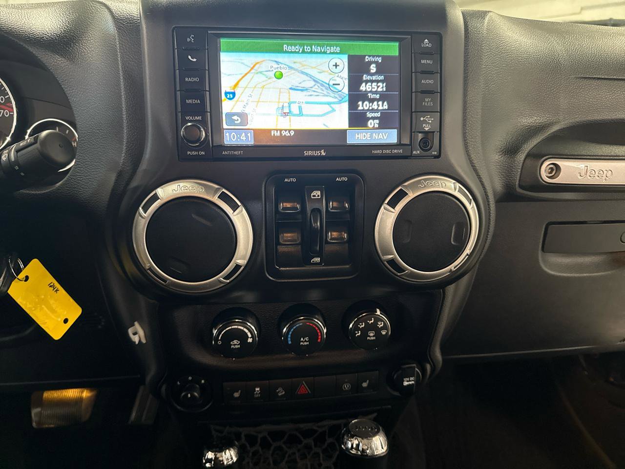 Used 2017 Jeep Wrangler Unlimited Rubicon image 17