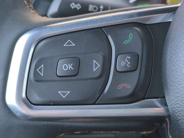 Used 2024 Jeep Wrangler Unlimited Sahara w/ Technology Group AWD/4WD image 25