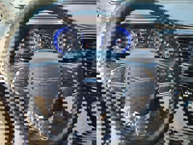 Used 2020 Chrysler Voyager Lxi FWD image 22