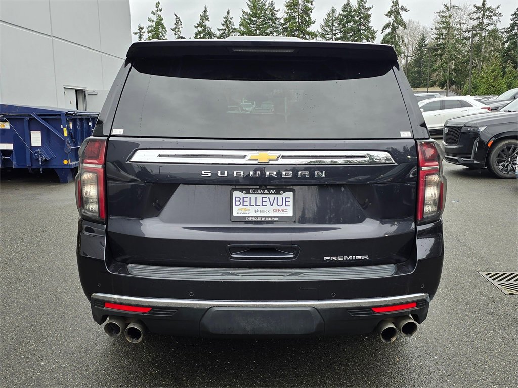 Used 2024 Chevrolet Suburban Premier image 4