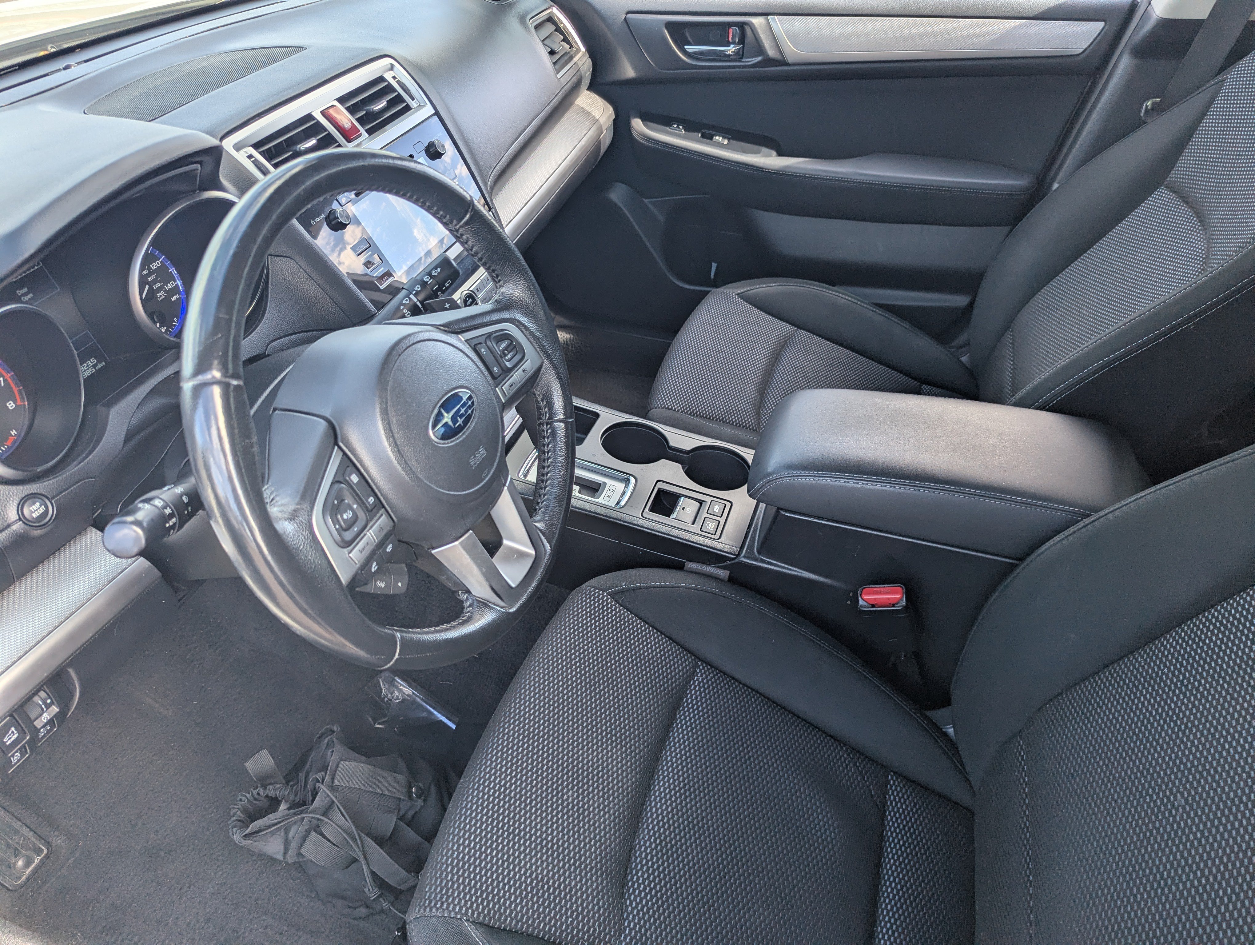 Used 2017 Subaru Outback 2.5i Premium AWD/4WD image 18