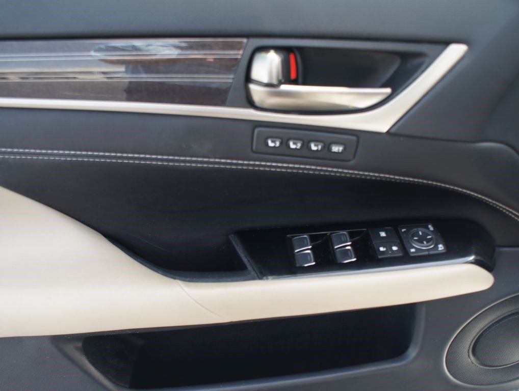 Used 2018 Lexus GS 350 w/ Preferred Accessory Package RWD image 28